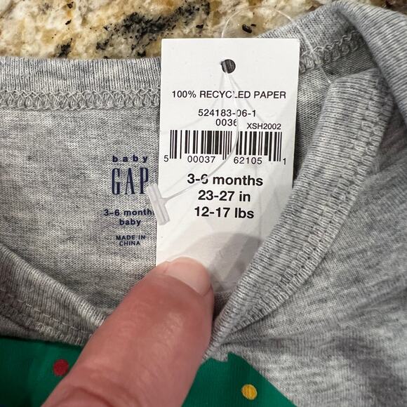 NWT GAP Baby Grey & Blue W/Christmas Tree Print Bodysuit & Pull-On Pants - 3-6M - Picture 6 of 8